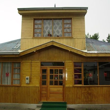 Hostal El Rincon Puerto Natales Bagian luar foto