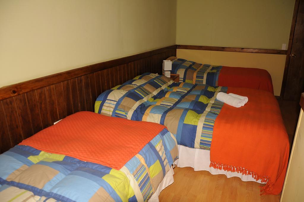 Hostal El Rincon Puerto Natales Ruang foto