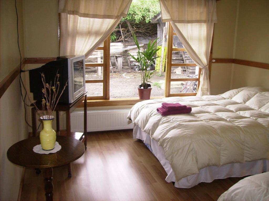 Hostal El Rincon Puerto Natales Bagian luar foto