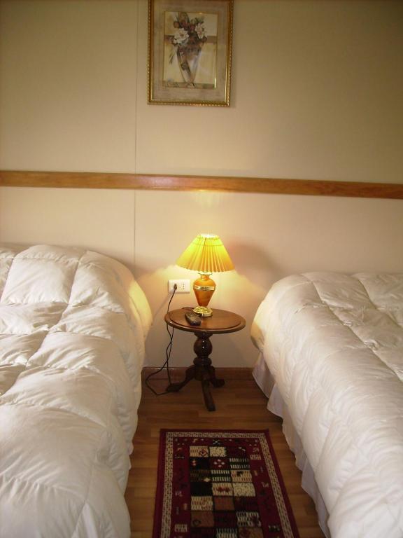 Hostal El Rincon Puerto Natales Bagian luar foto