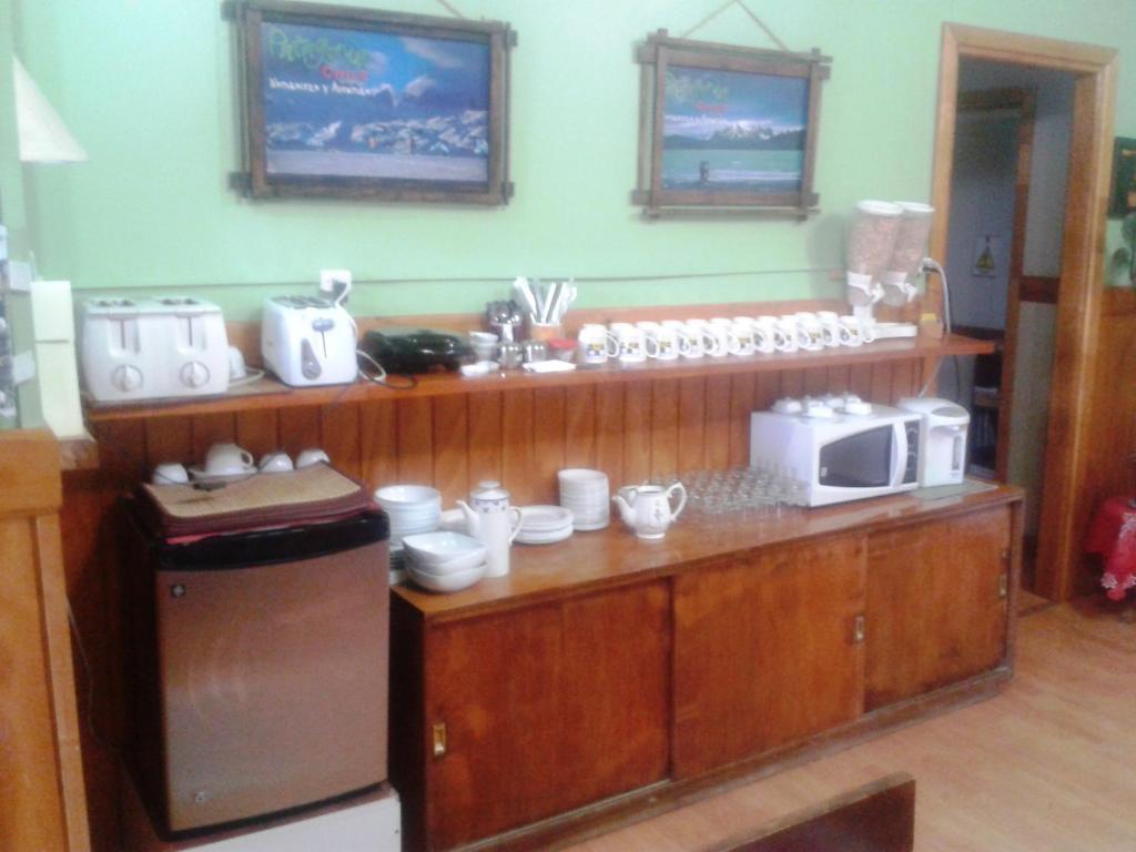 Hostal El Rincon Puerto Natales Bagian luar foto